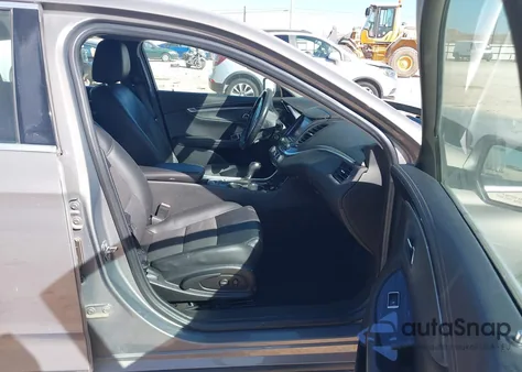 2017 Chevrolet Impala 1Lt z USA, uszkodzony, nr VIN 1G1105S30HU192588